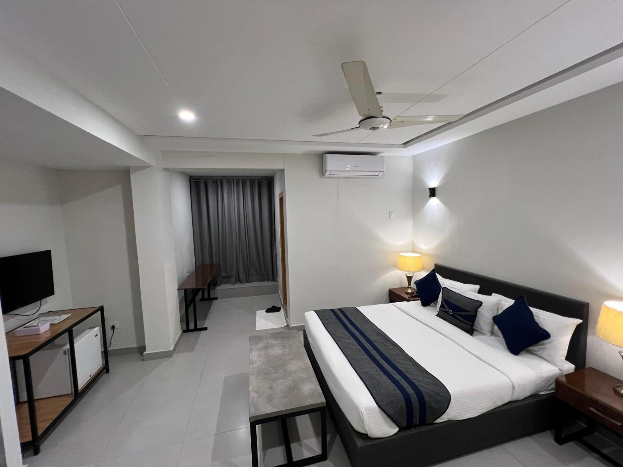 The Garden Hotel Islamabad Ngoại thất bức ảnh