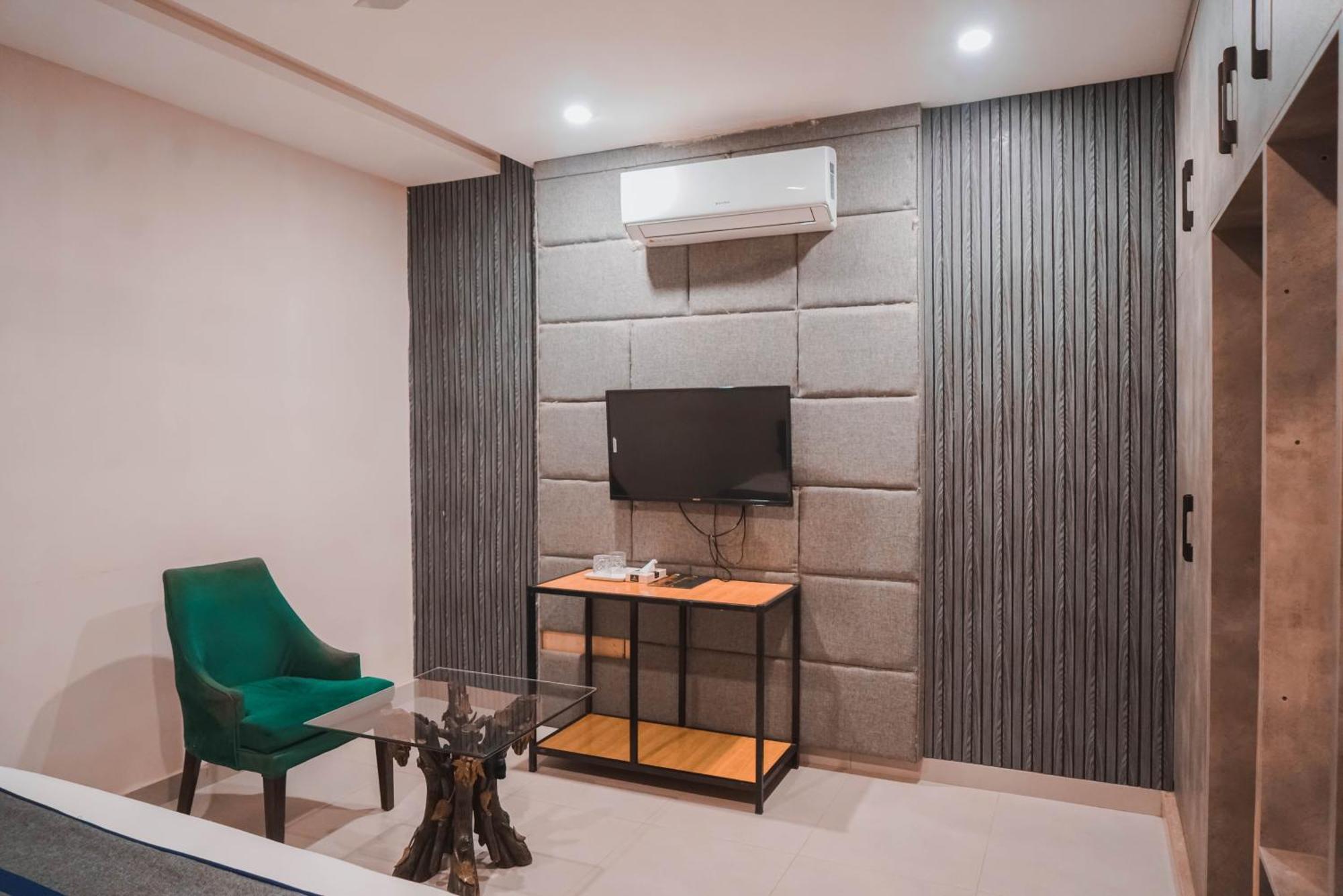 The Garden Hotel Islamabad Ngoại thất bức ảnh