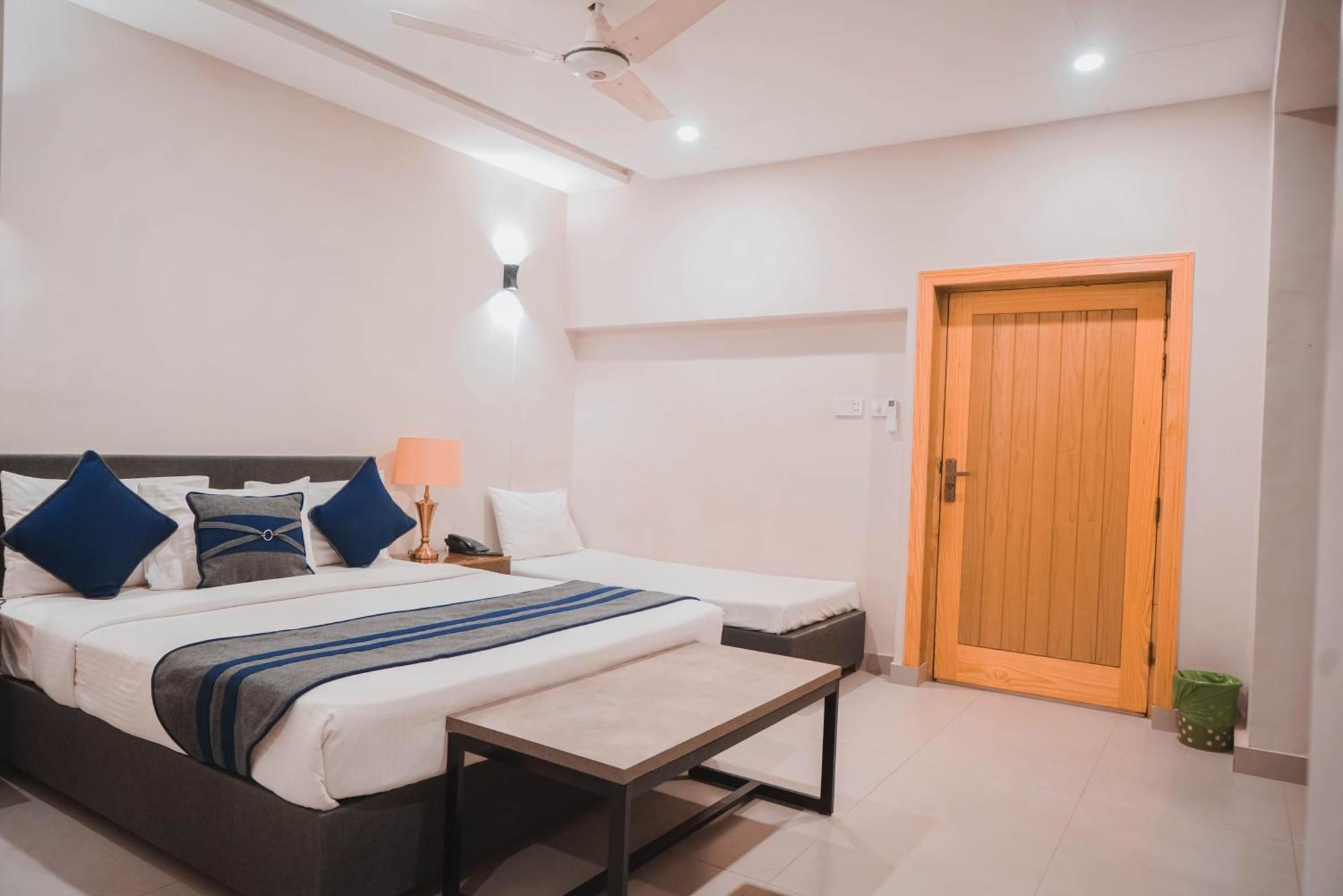The Garden Hotel Islamabad Ngoại thất bức ảnh